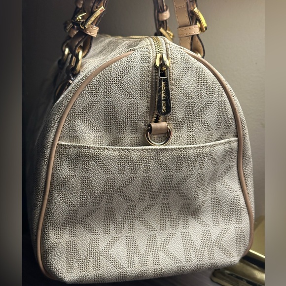 Michael Kors Beige and Brown Satchel - Picture 5 of 17